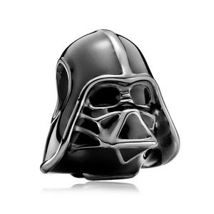 PANDORA Darth Vader Charm